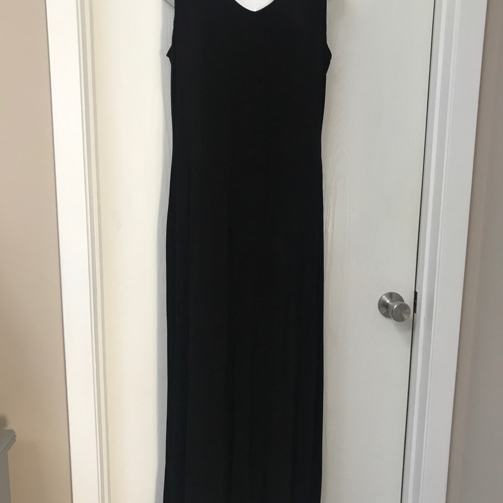 Black CHADWICKS Maxi dress. Size L